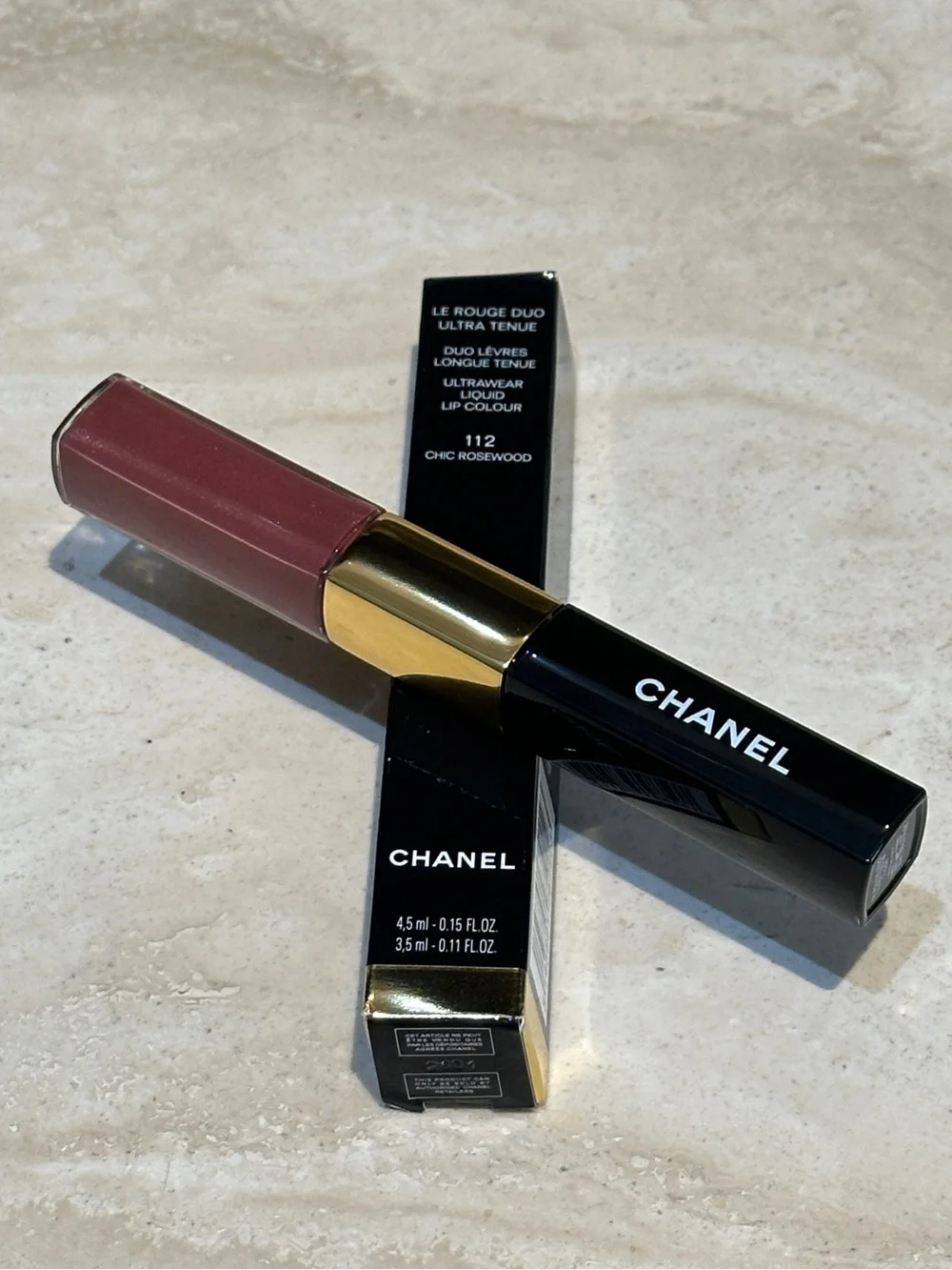CHANEL LE ROUGE DUO ULTRA TENUE Ultrawear Liquid Lip Colour - 112 CHIC ROSEWOOD